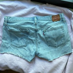 Levi’s 501 Jean Cutoffs
